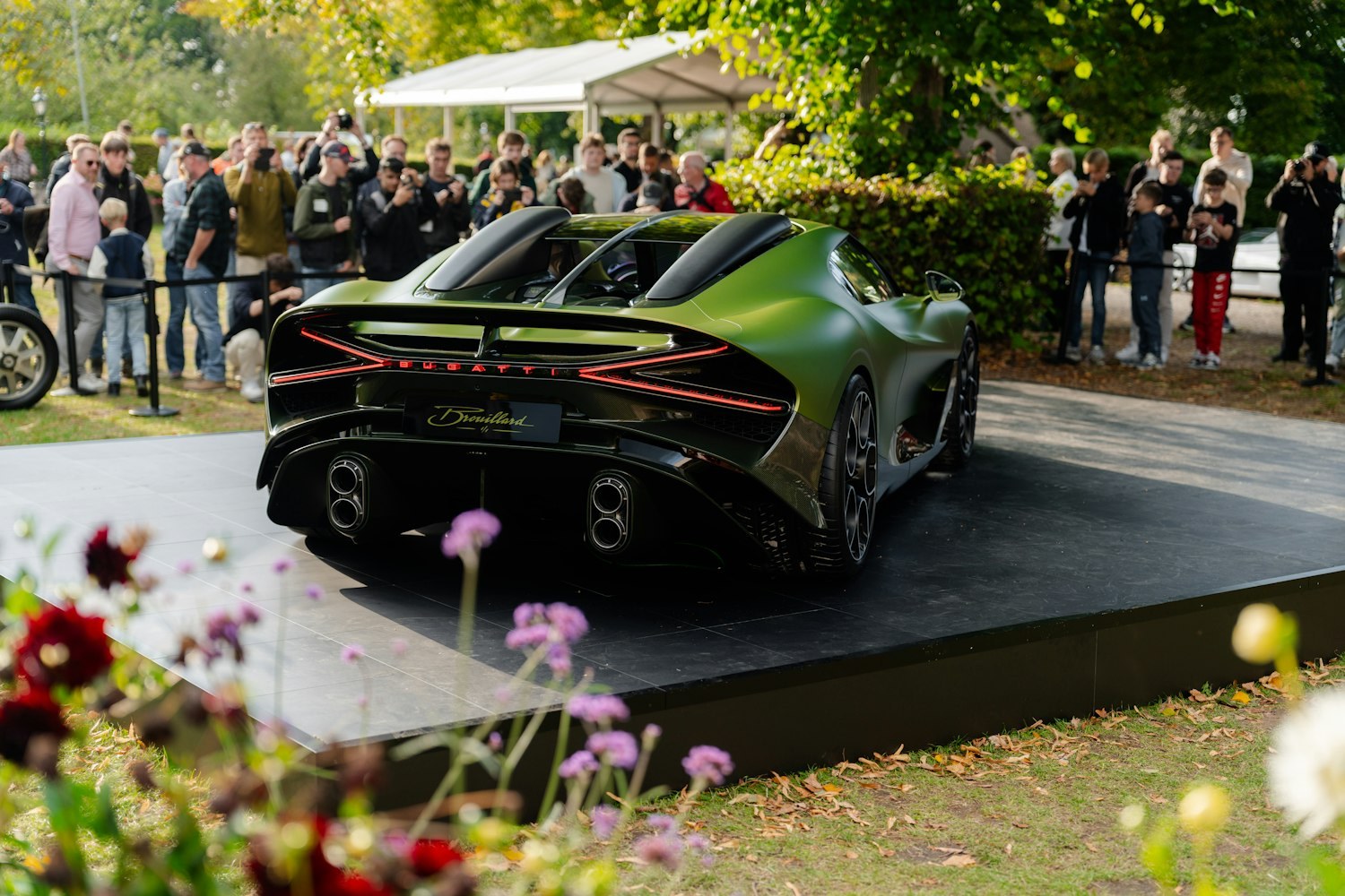 La brouillard, première européenne pour la nouvelle Bugatti